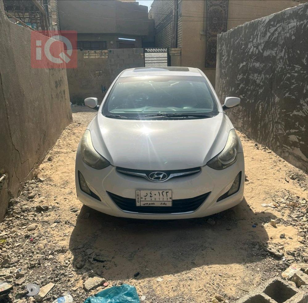 هیوندای ئەلەنترا